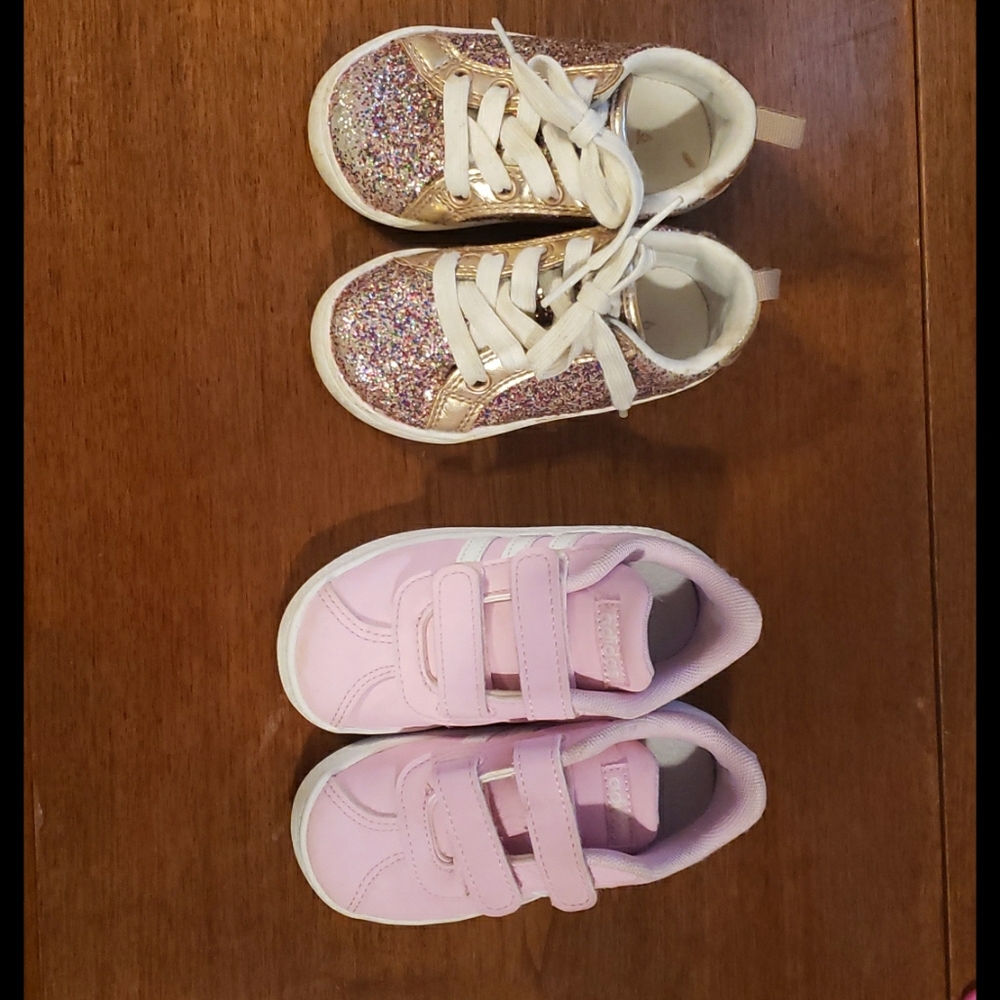 2 pairs of shoes will sell individually.